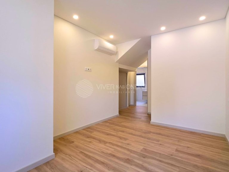 Apartment for Sale in Espinho, Aveiro 36