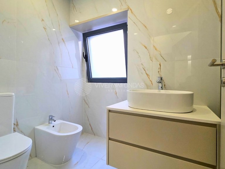 Apartment for Sale in Espinho, Aveiro 40