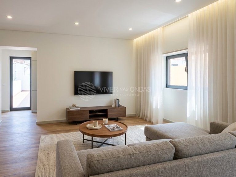Apartment for Sale in Espinho, Aveiro 3