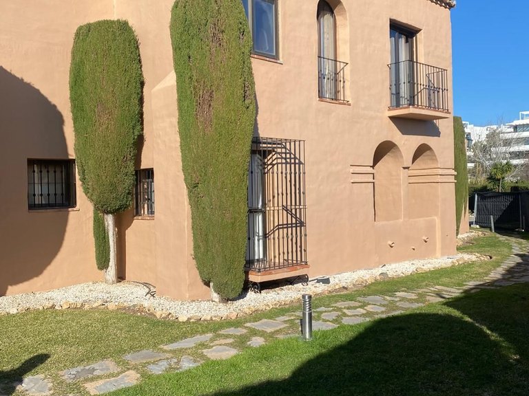 Penthouse for Sale in Estepona, Malaga 5