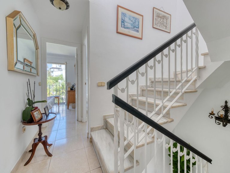 Town House for Sale in Cancelada, Malaga 10