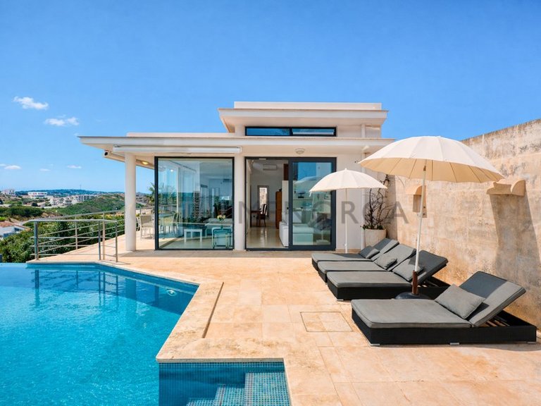 Villa for Sale in Cala Llonga, Menorca 2