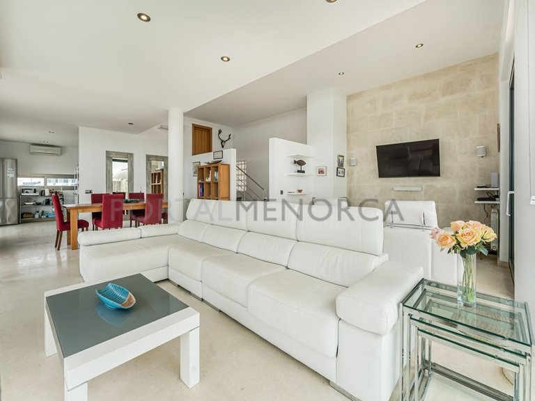 Villa for Sale in Cala Llonga, Menorca 5