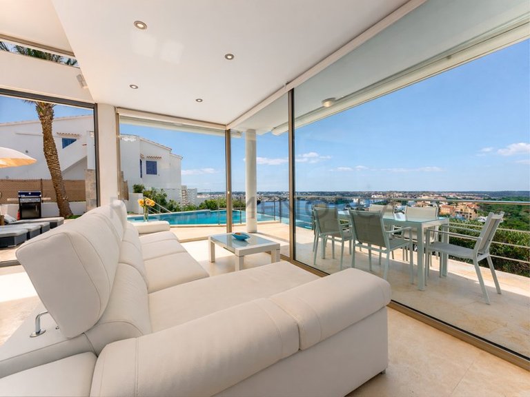 Villa for Sale in Cala Llonga, Menorca 7