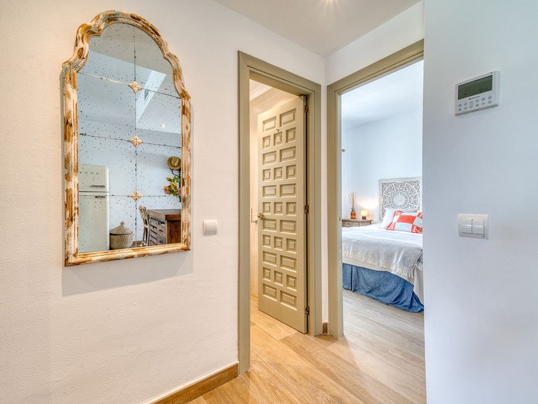 Apartment for Sale in Nueva Andalucia, Malaga 11