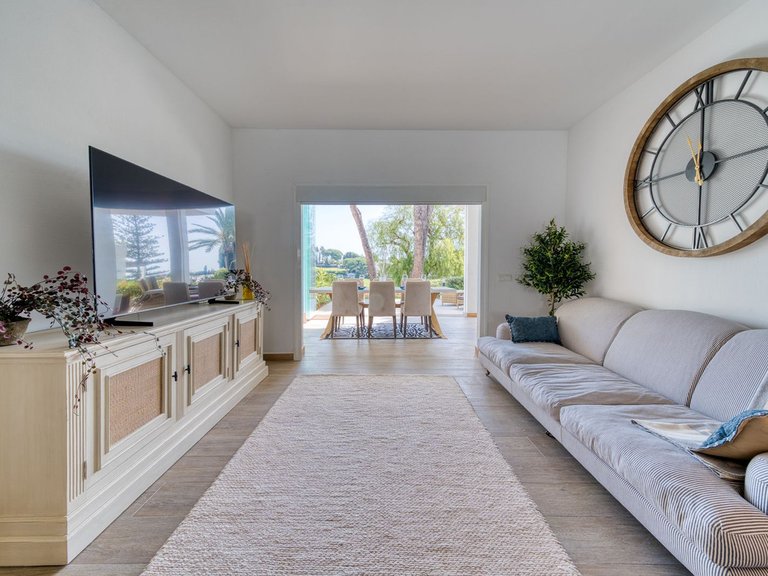 Apartment for Sale in Nueva Andalucia, Malaga 26