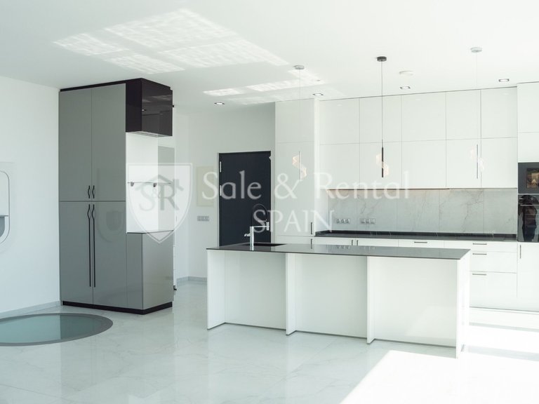 Villa for Sale in Lloret De Mar, Gerona 7