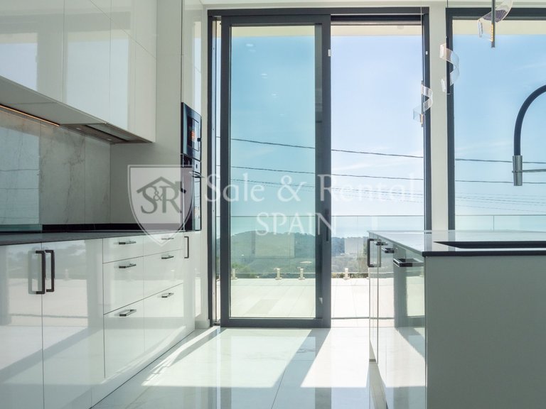 Villa for Sale in Lloret De Mar, Gerona 13