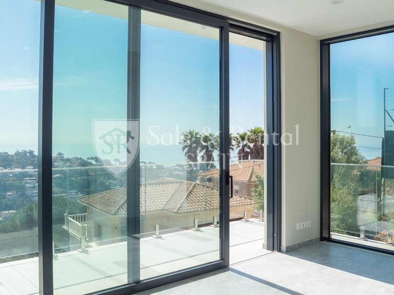 Villa for Sale in Lloret De Mar, Gerona 25