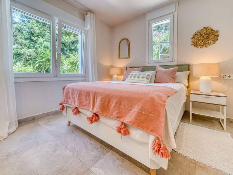 Villa for Sale in El Rosario, Malaga 29