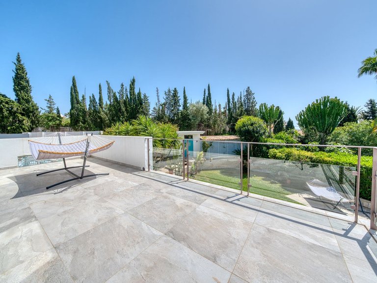 Villa for Sale in El Rosario, Malaga 34