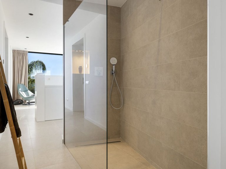 Villa for Sale in Benahavis, Malaga 16