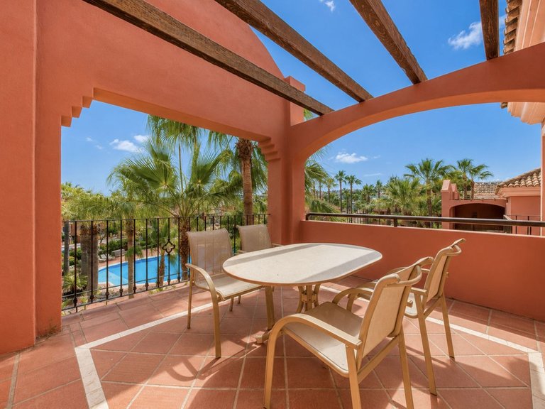 Penthouse for Sale in Puerto Banus, Malaga 3