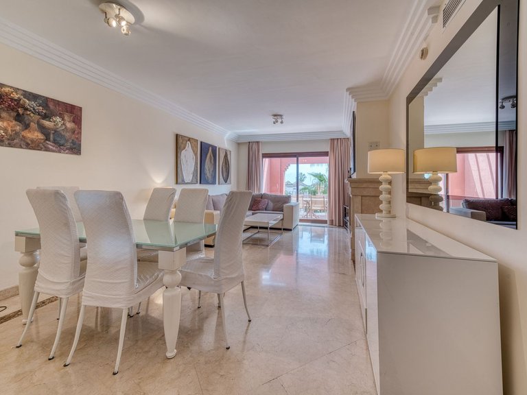 Penthouse for Sale in Puerto Banus, Malaga 12