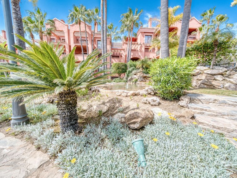 Penthouse for Sale in Puerto Banus, Malaga 27