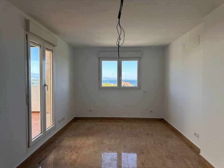 Apartment for Sale in La Duquesa, Malaga 24