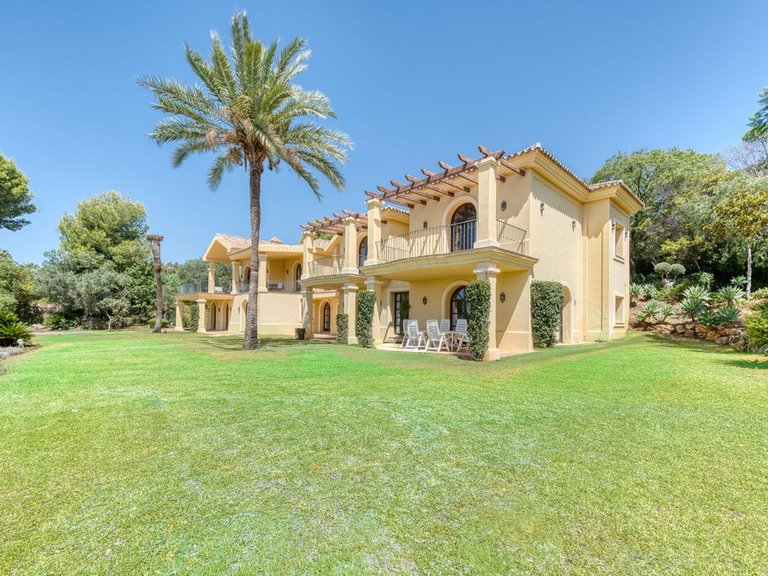 Villa for Rent in La Zagaleta, Malaga 1