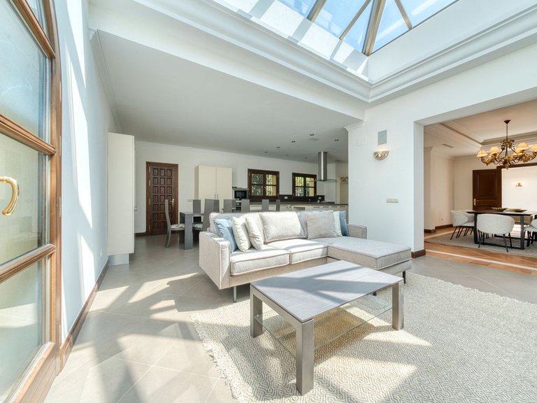 Villa for Rent in La Zagaleta, Malaga 10