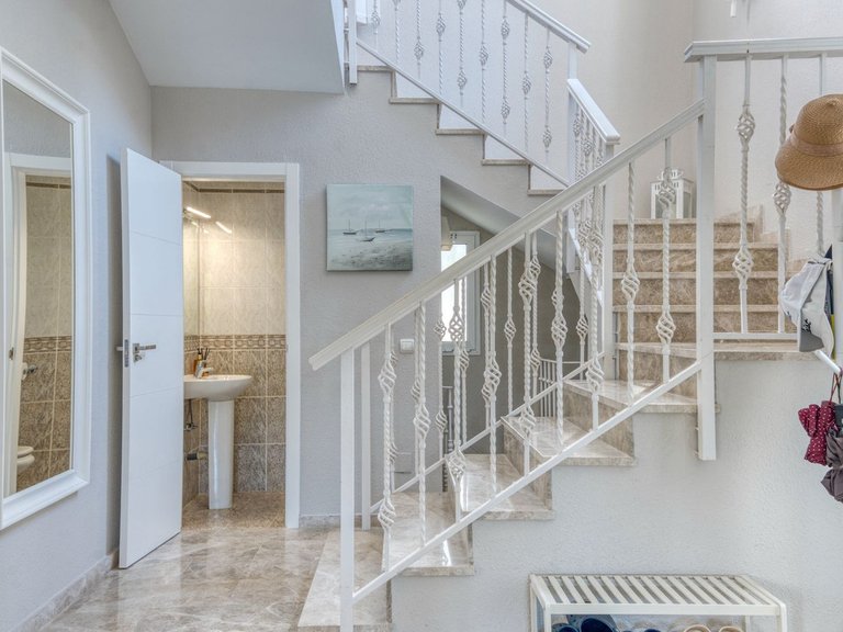 Villa for Sale in Calahonda, Malaga 21