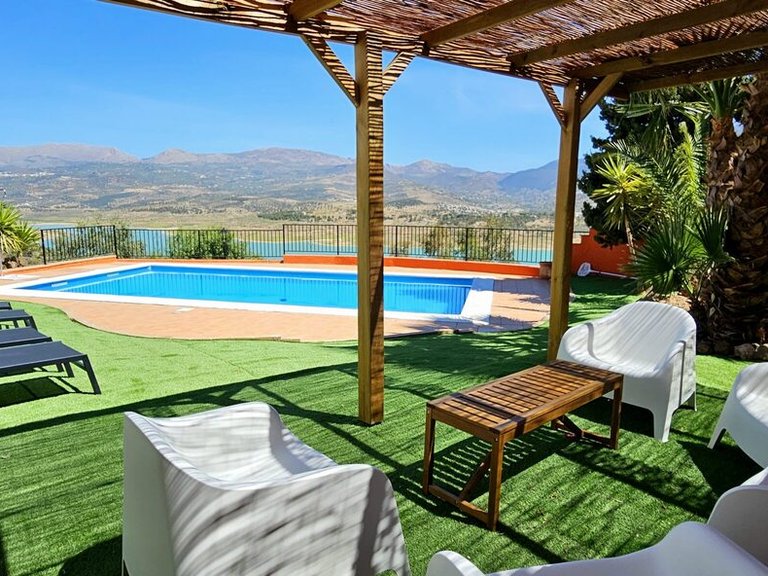 Villa for Sale in Los Romanes, Malaga 11