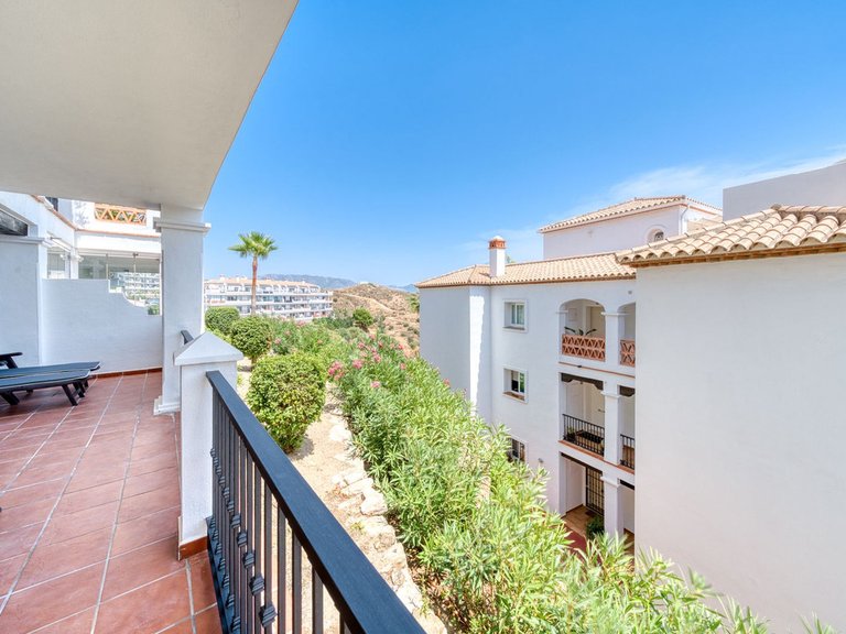 Apartment for Sale in Calahonda, Malaga 23