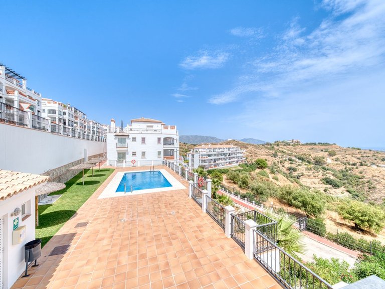 Apartment for Sale in Calahonda, Malaga 36