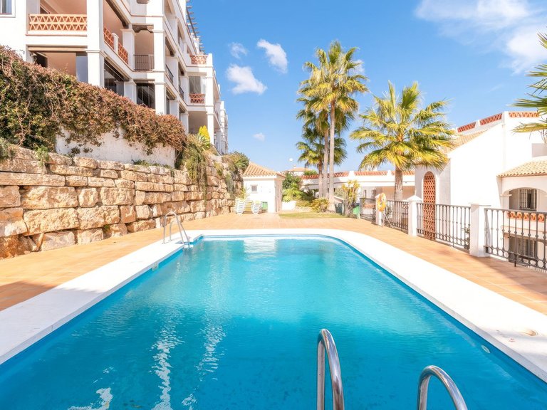 Apartment for Sale in Calahonda, Malaga 38