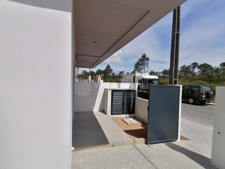 Villa for Sale in Fernao Ferro, Setubal 18