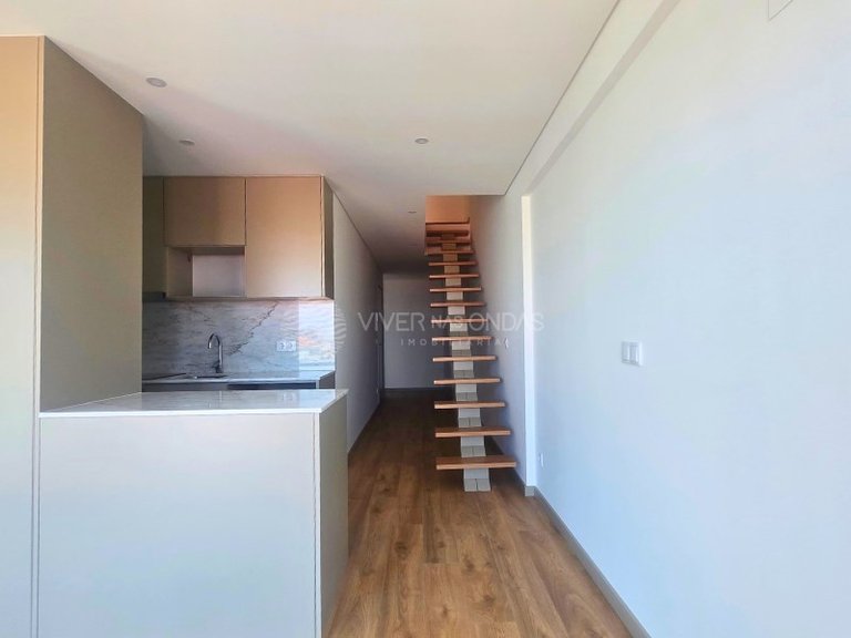Apartment for Sale in Porto, Porto 3