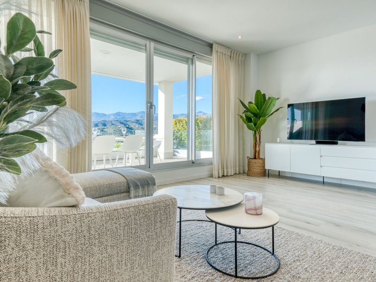 Apartment for Sale in Estepona, Malaga 4