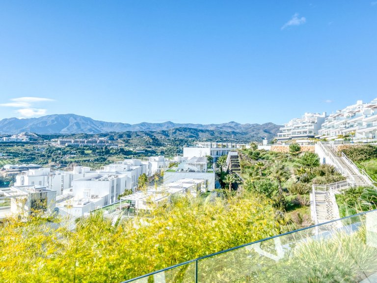 Apartment for Sale in Estepona, Malaga 8