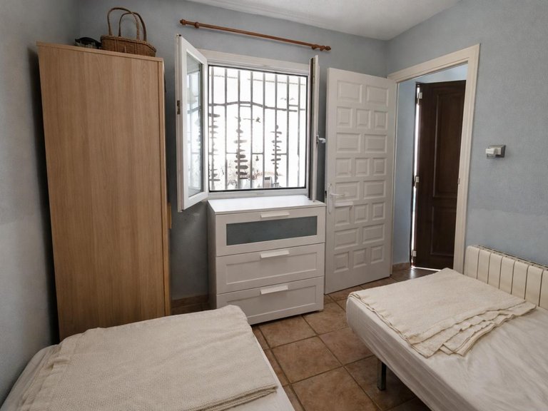 Villa for Sale in Oliva, Valencia 11