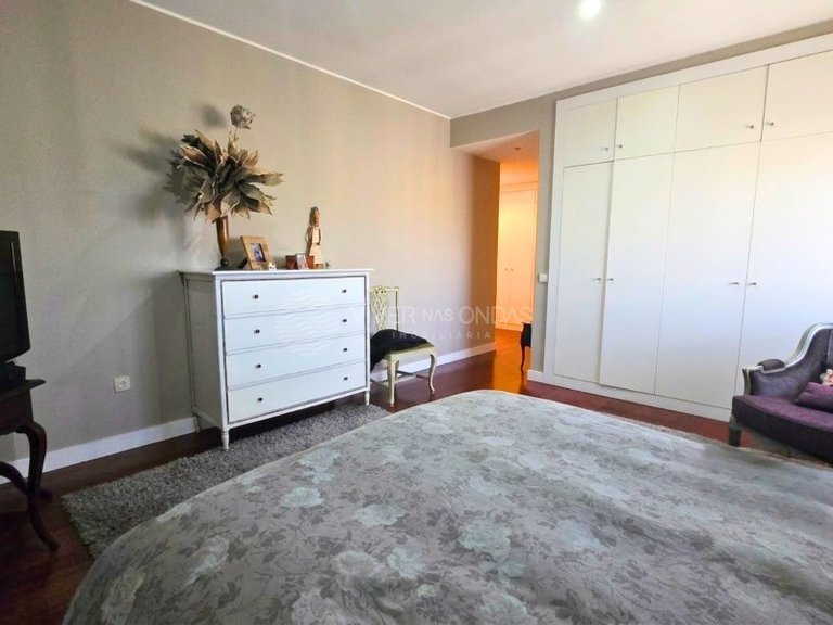 Apartment for Sale in Santiago De Custoias, Porto 32