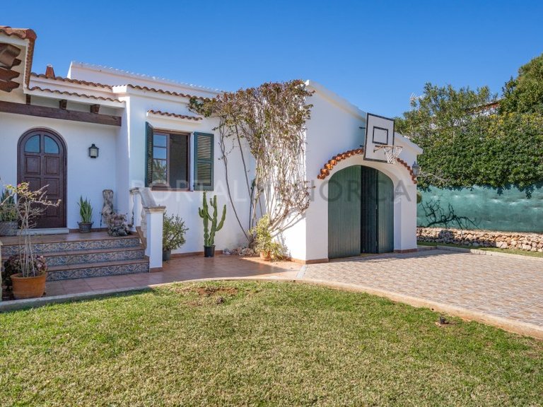 Villa for Sale in Cala'n Bosch, Menorca 11