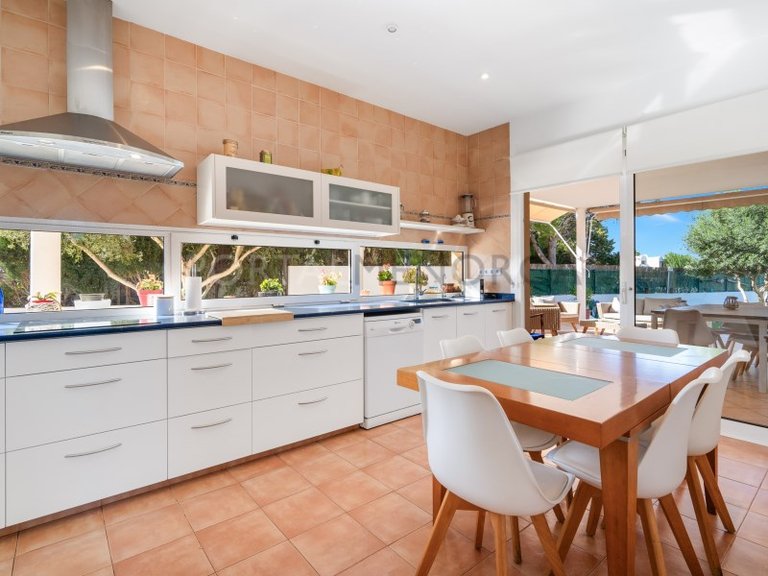 Villa for Sale in Cala Blanca, Menorca 17