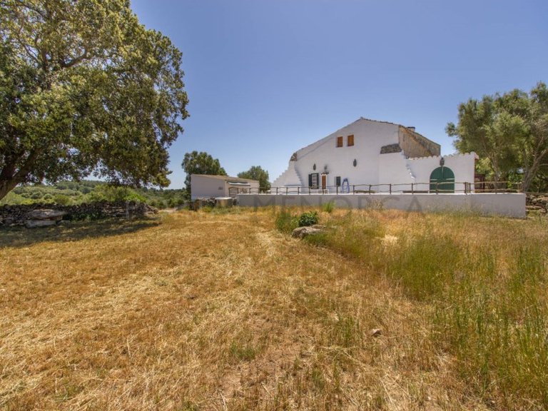 Country House for Sale in Alaior, Menorca 2