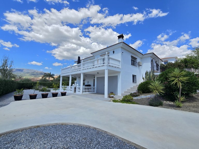 Villa for Sale in Puente De Don Manuel, Malaga 10