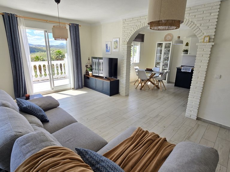 Villa for Sale in Puente De Don Manuel, Malaga 27