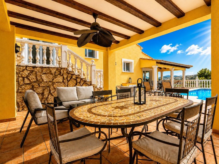 Villa for Sale in Inland La Sella Golf, Alicante 3