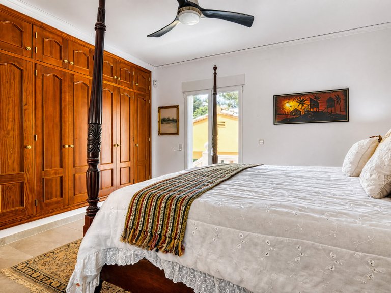 Villa for Sale in Inland La Sella Golf, Alicante 17