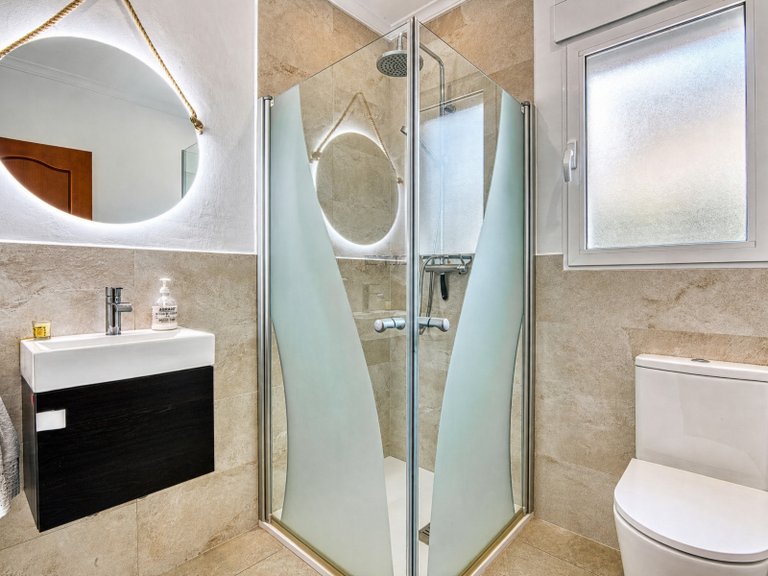 Villa for Sale in Inland La Sella Golf, Alicante 18