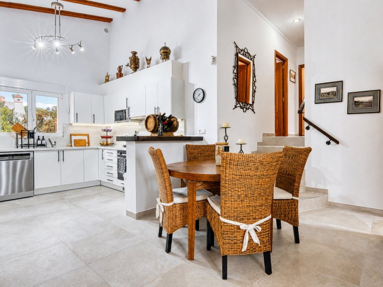 Villa for Sale in Inland La Sella Golf, Alicante 9