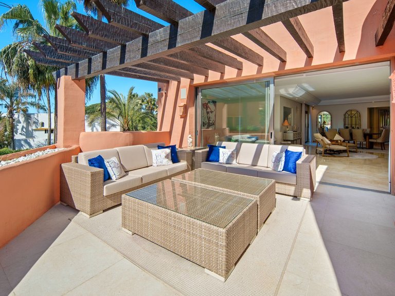 Penthouse for Sale in Marbella, Malaga 3