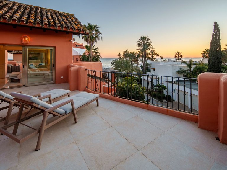 Penthouse for Sale in Marbella, Malaga 41
