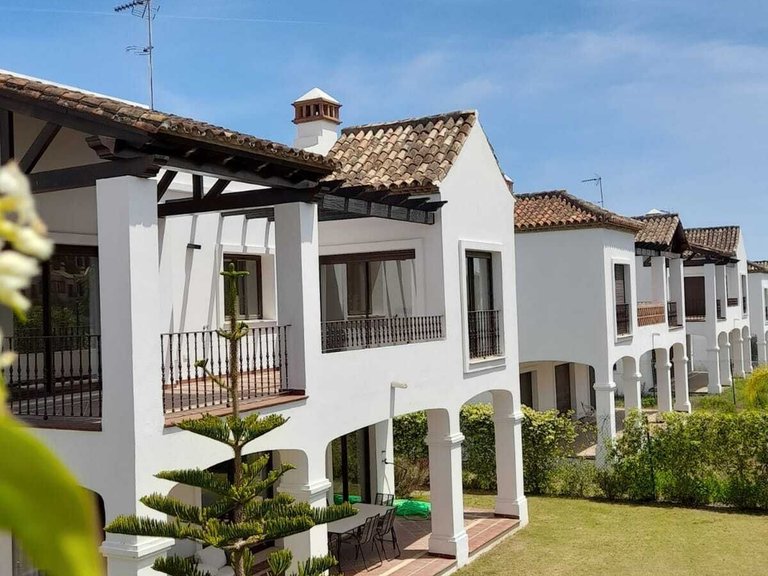 Villa for Sale in Estepona, Malaga 6