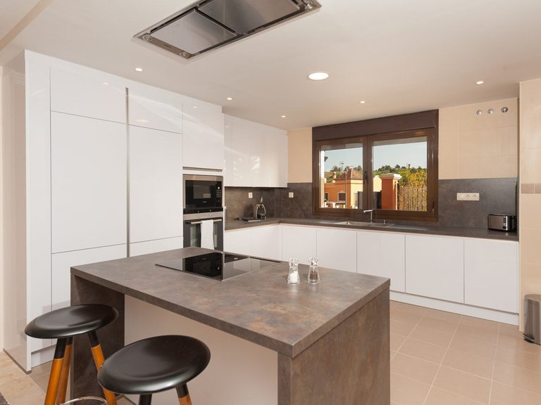 Villa for Sale in Estepona, Malaga 8