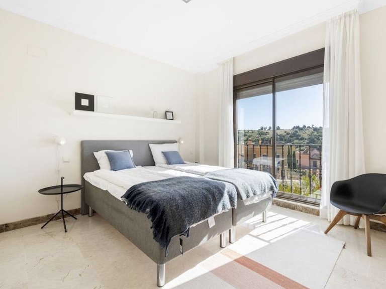 Villa for Sale in Estepona, Malaga 18