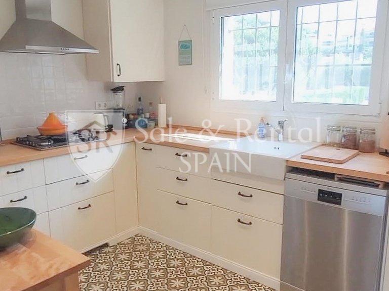 Town House for Sale in Sant Feliu De Guixols, Gerona 18