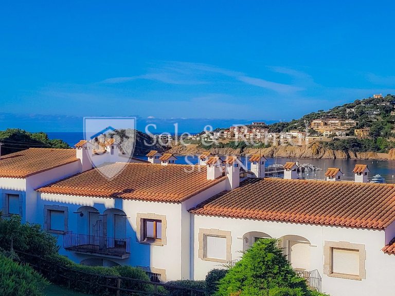 Town House for Sale in Sant Feliu De Guixols, Gerona 21