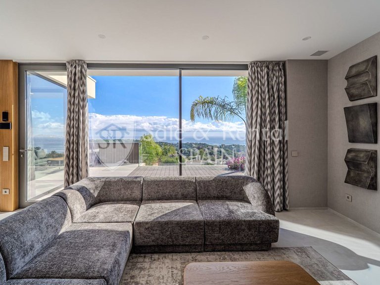 Villa for Sale in Lloret De Mar, Gerona 3
